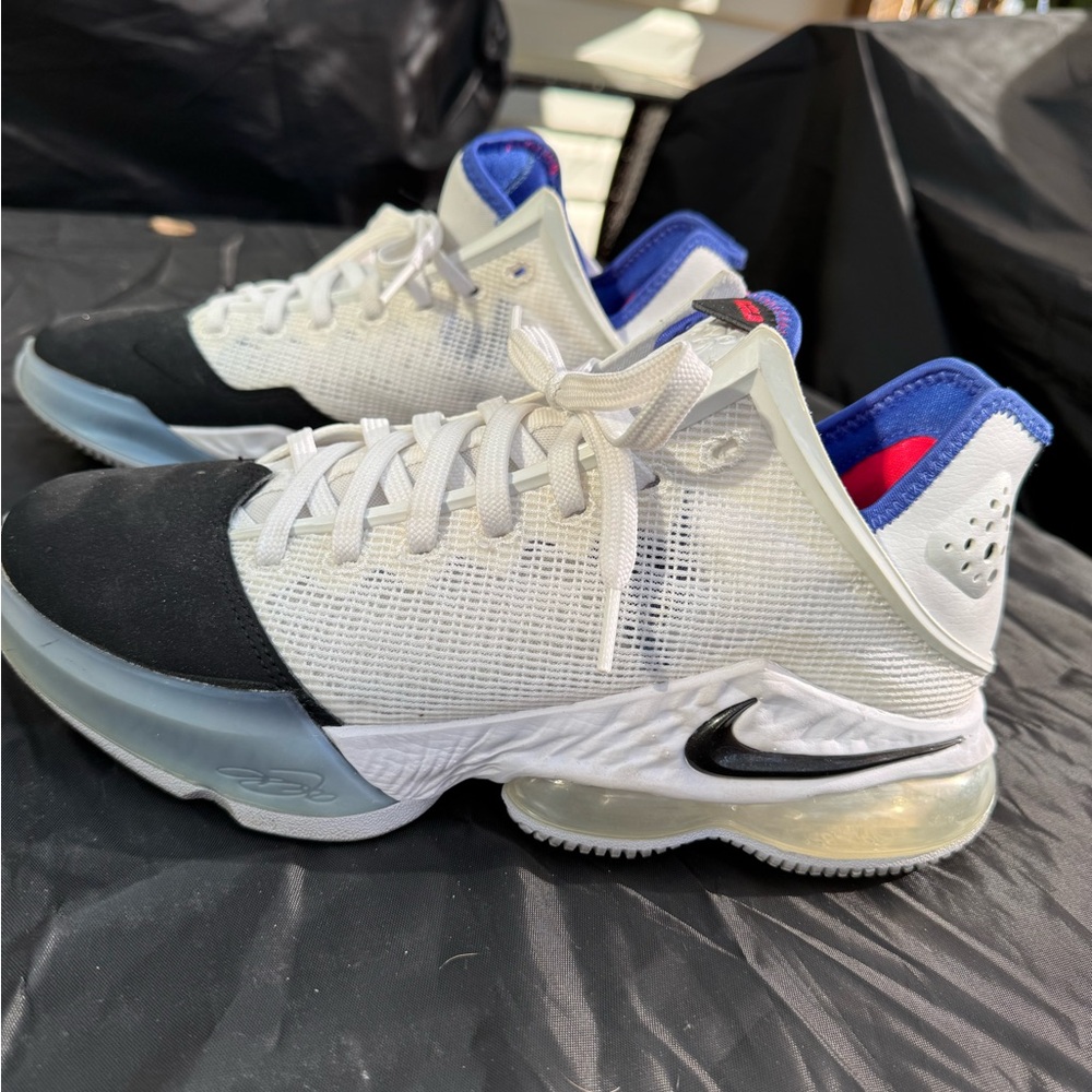 Lebron 8.5 Nike Men's White Black Blue Athletic Basketball Shoes